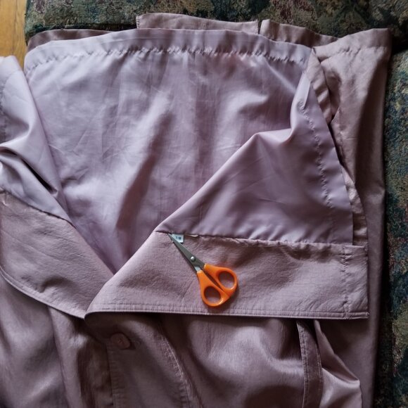 Dress coat, V-shaped panel pleats front & back, vintage, medium, Thunder Bay - Picture 5 of 11